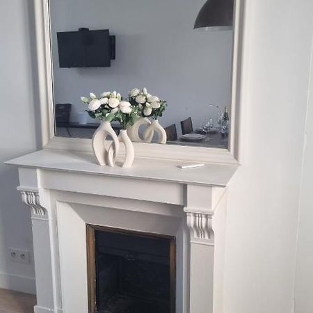 Appartement Luxueux Dans Maison Bourgeoise Parisienne Levallois-Perret Bagian luar foto