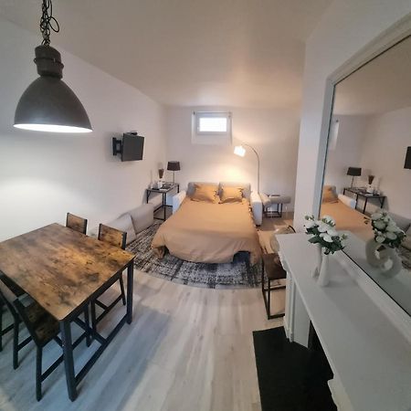 Appartement Luxueux Dans Maison Bourgeoise Parisienne Levallois-Perret Bagian luar foto