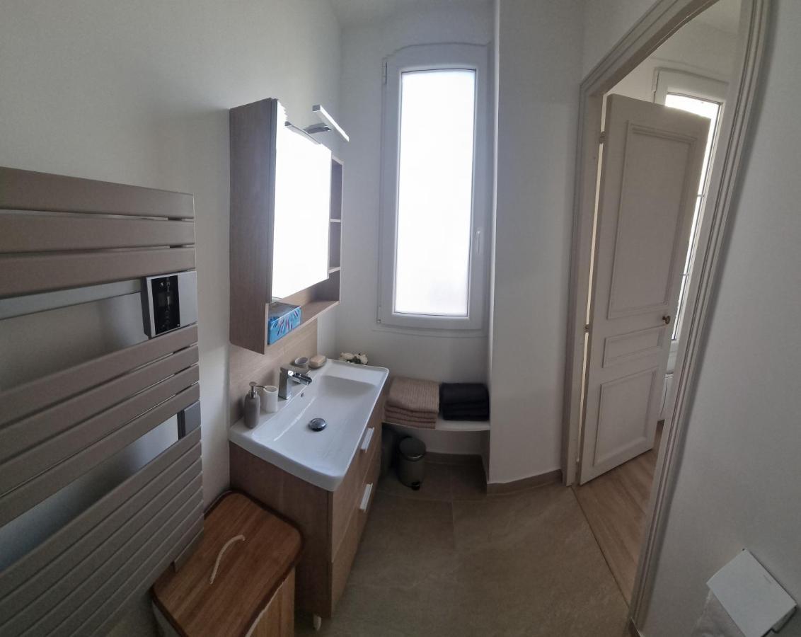 Appartement Luxueux Dans Maison Bourgeoise Parisienne Levallois-Perret Bagian luar foto
